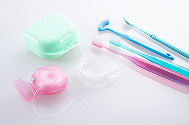 歯ブラシとデンタルフロス
